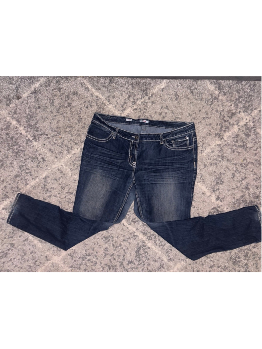 20W BongoPlus Straight Leg Jeans